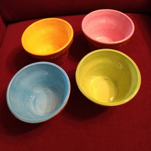 Home Essential Ice Cream Party Cone Shaped Dish Bowls Multicolor Lined 12oz - Picture 2 of 9